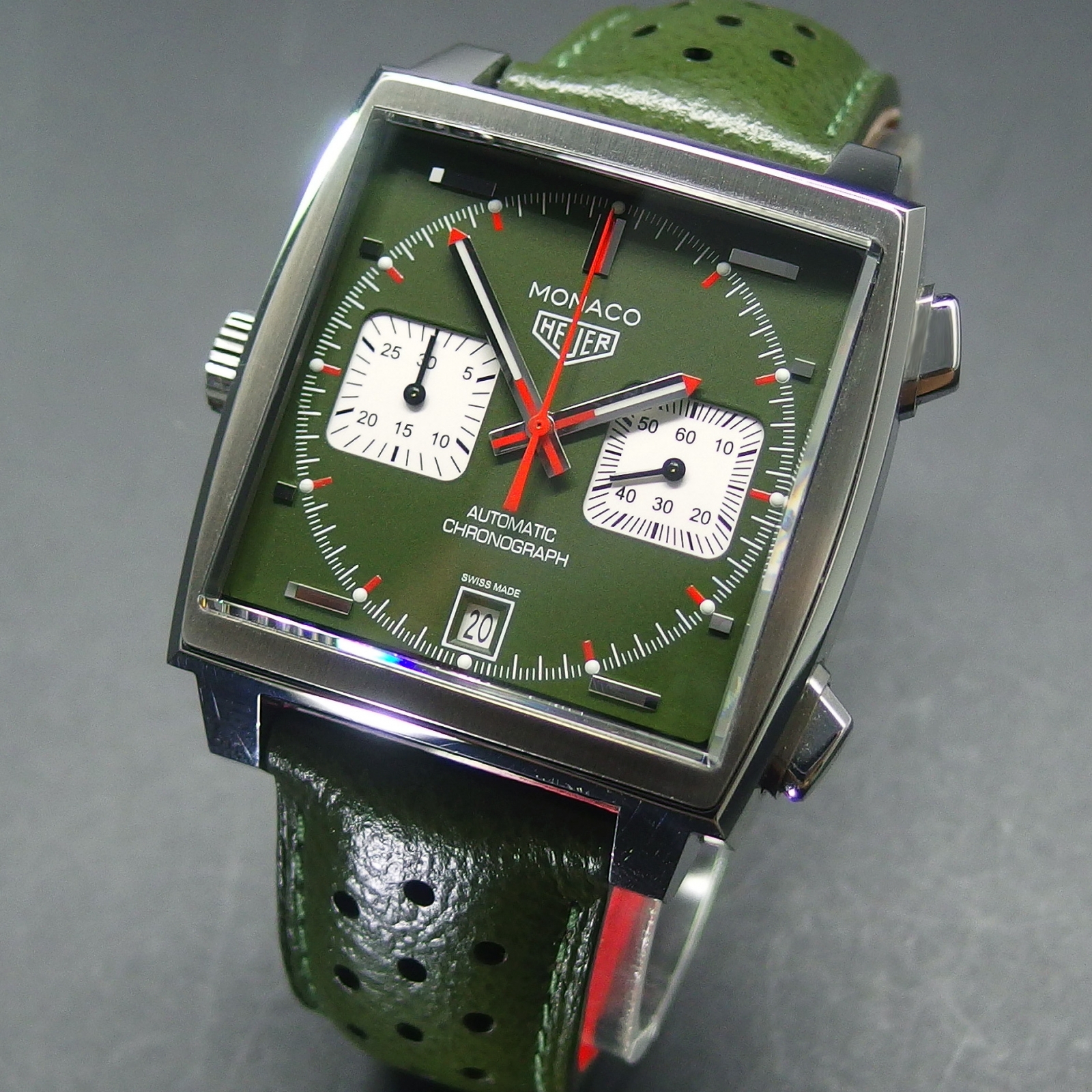 正規・美品】タグホイヤー カレラ キャリバー5 デイデイト ブラック 革  