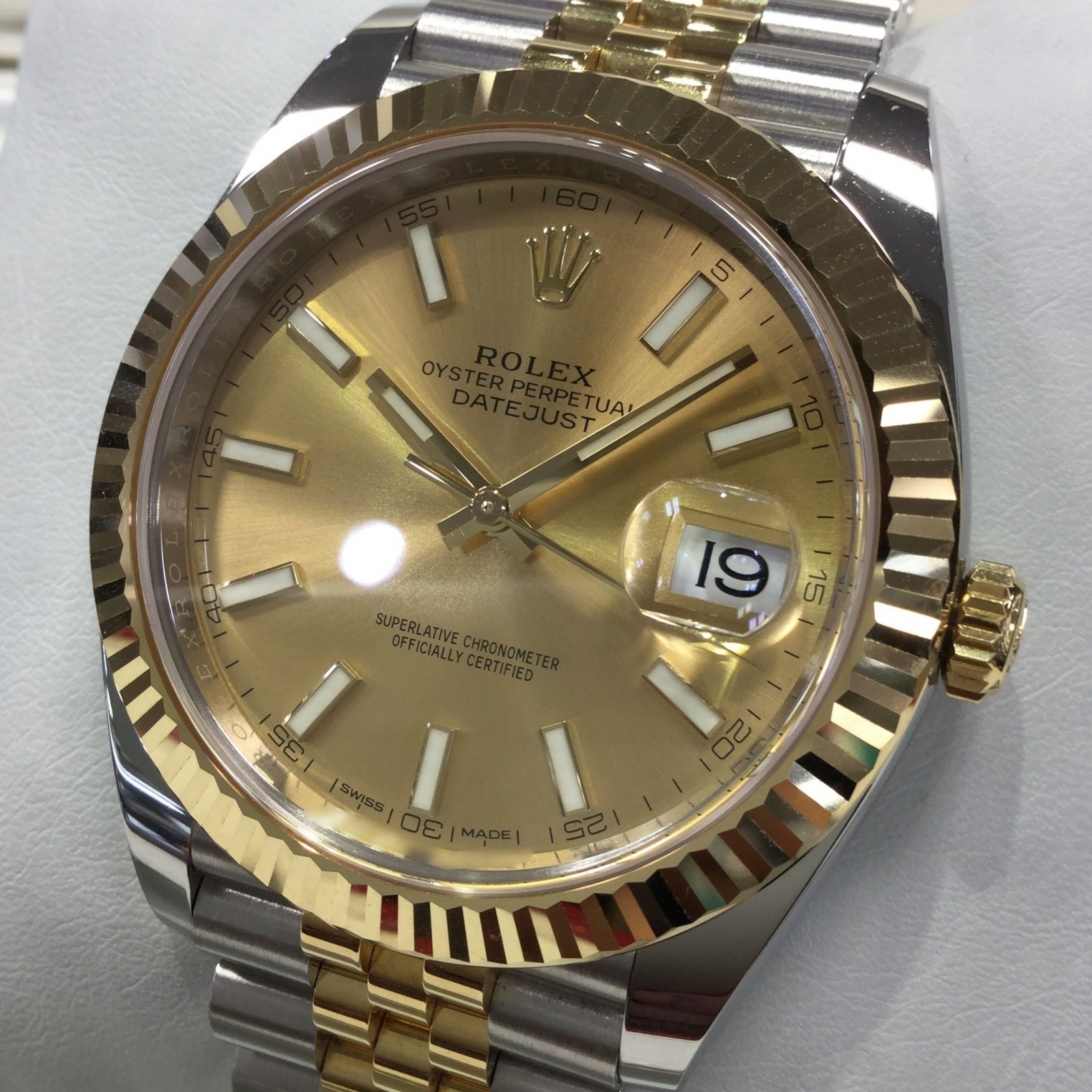 ロレックス ROLEX 1601 39番台(1975年頃製造) シャンパン メンズ 腕時計
