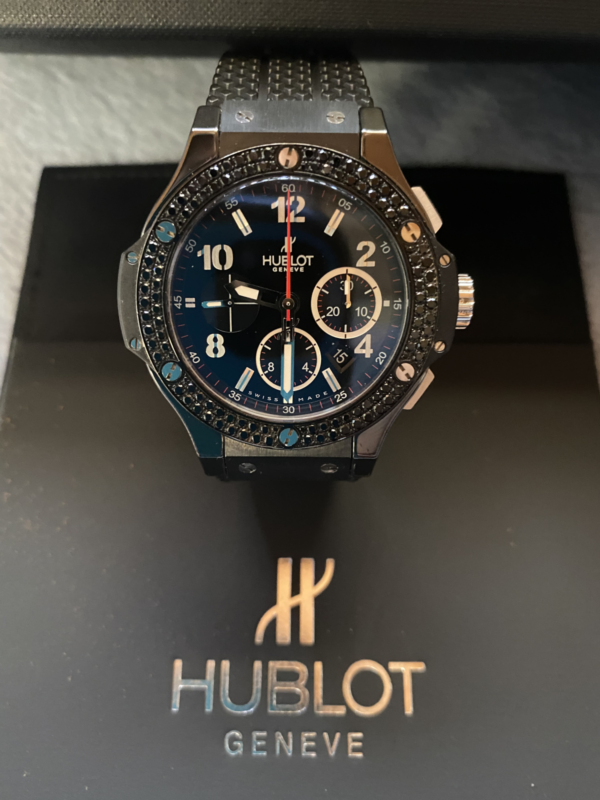 ウブロ HUBLOT 361.CV.1270.RX.1104 ビッグバン ブラックマジック ダイヤベゼル クォーツ ボーイズ _756573