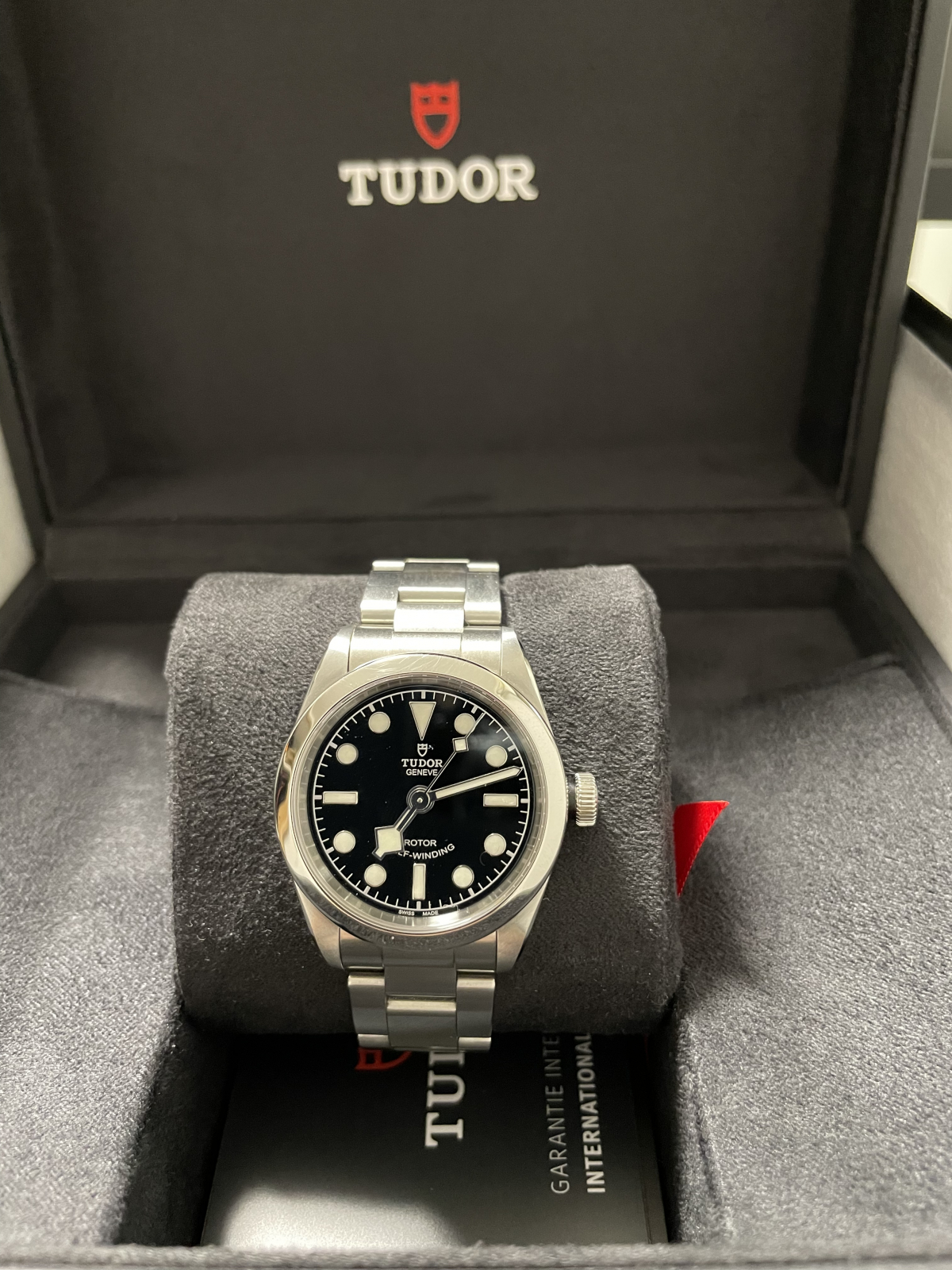 トケマー:最終値下！Tudor チューダー ブラックベイ32 79580