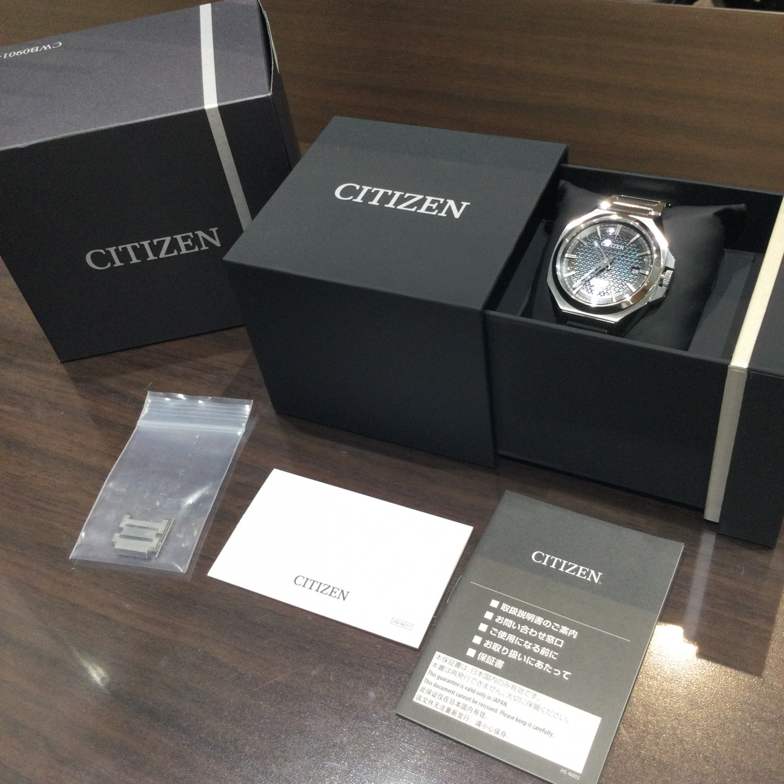 シチズン CITIZEN 0950-S125758/NA1010-84X シリーズ8 デイト 自動巻き メンズ 箱・保証書付き_762154