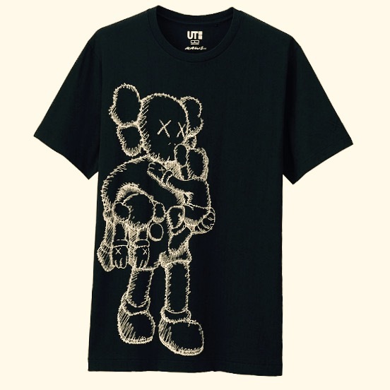 まだ売り切れてないようですよ!UT KAWS