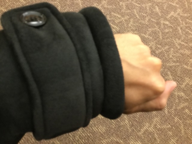 さらに分厚いコートで覆います