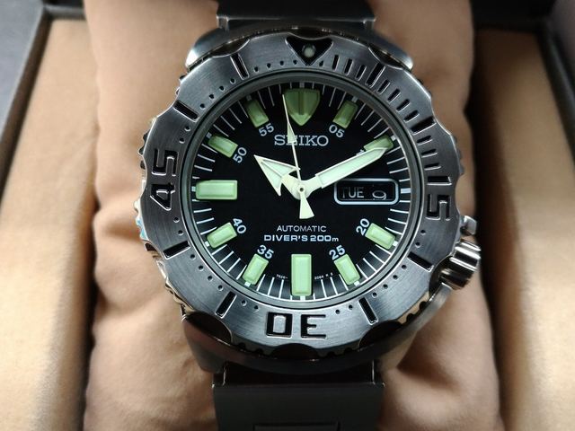 SEIKO ブラックモンスター SRP307KJ1 シャークトゥース