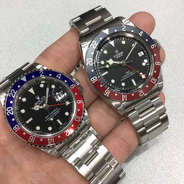 チューダーブラックベイ GMT 79830RB 赤青ベゼル