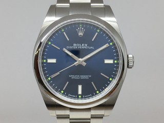 トケマー :: ROLEX / ロレックス :: 【現金特価】 ロレックス オイスターパーペチュアル 114300 ランダム番 メンズ 青文字盤 自動巻 中古A 10010696 (124188)