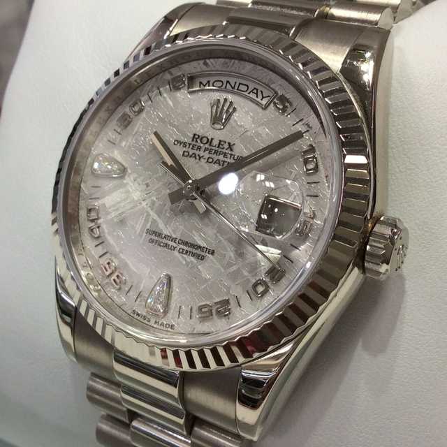 ロレックス ROLEX デイデイト ベゼルダイヤ 太けれ ダイヤ文字盤 ロレックス ROLEX デイデイト ベゼルダイヤ 太けれ ダイヤ文字盤