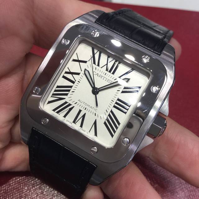 腕時計レビュー】カルティエ サントス100 W20073X8